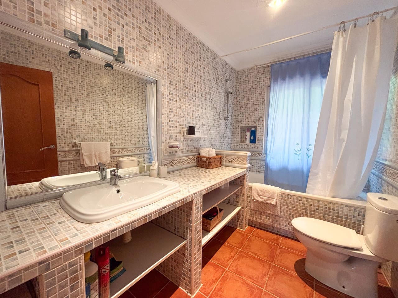 6 sypialnia Willa na sprzedaż w Jacarilla z basenem garażem - 495 000 € (Ref: 10164715)
