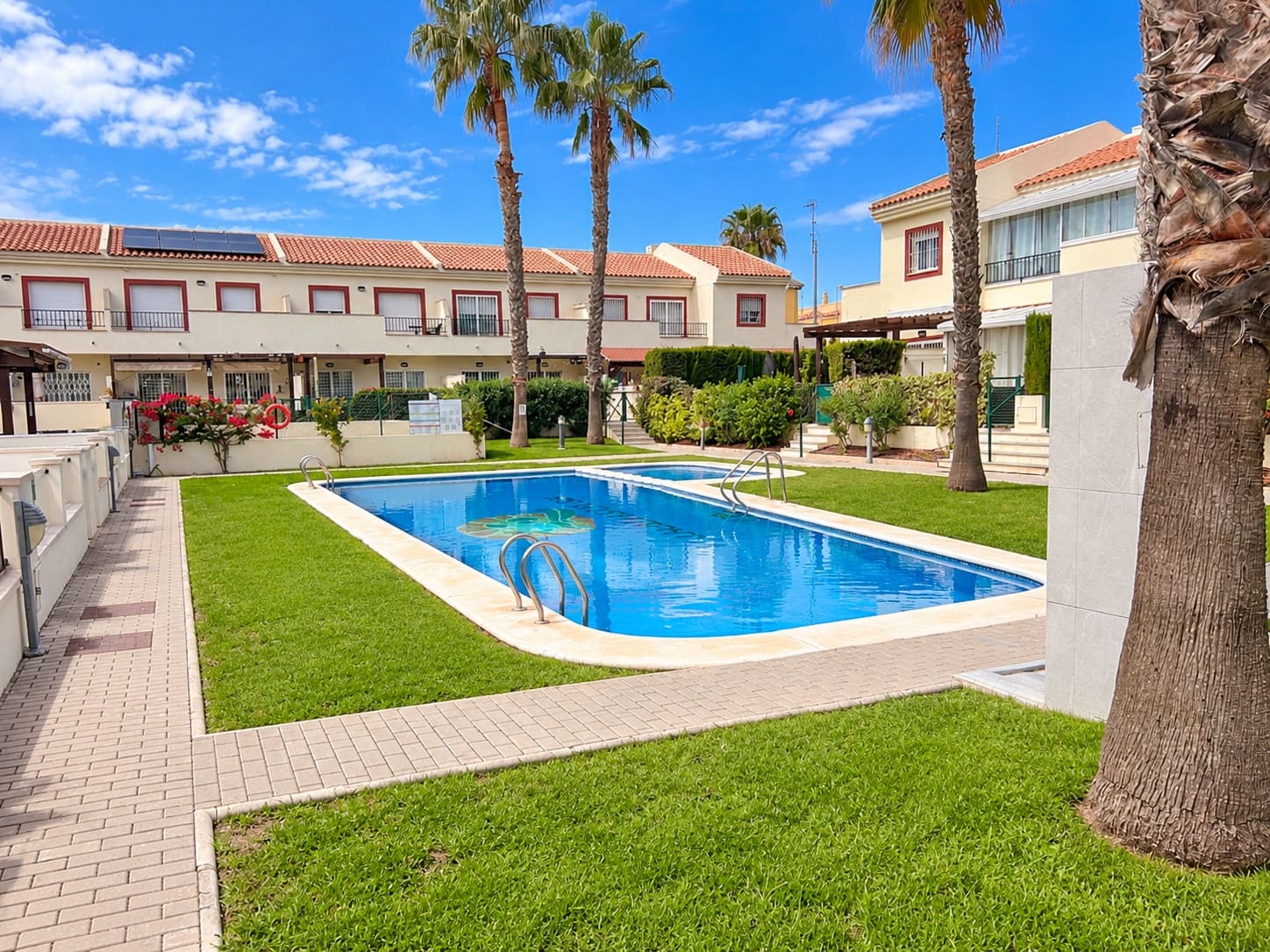 2 sovrum Hus till salu i Ciudad Quesada med pool - 209 950 € (Ref: 10165464)