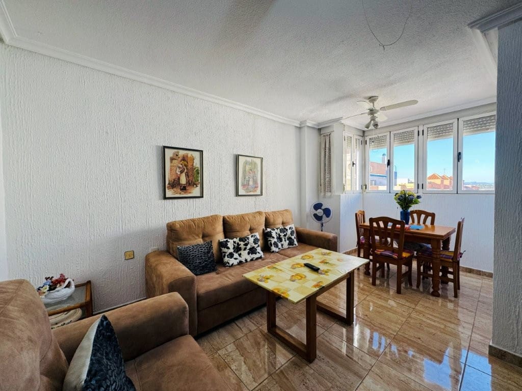 Apartamento de 2 habitaciones en La Mata en venta - 159.000 € (Ref: 10174915)