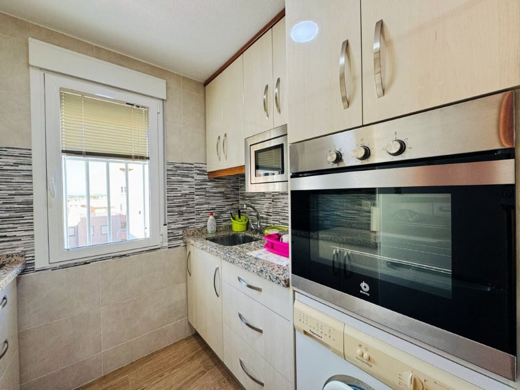 Apartamento de 2 habitaciones en La Mata en venta - 159.000 € (Ref: 10174915)