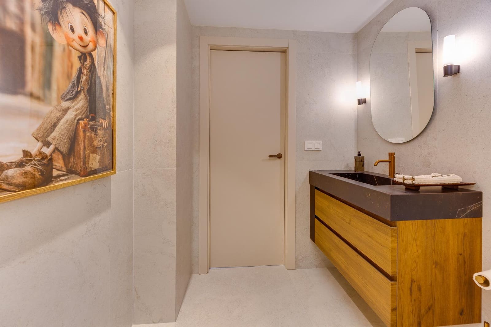 Apartamento de 2 habitaciones en Torrevieja en venta con piscina - 550.000 € (Ref: 10183522)