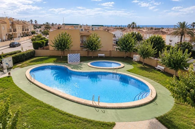 Bungalow de 2 habitaciones en El Chaparral, Torrevieja en venta con piscina - 135.000 € (Ref: 10183699)