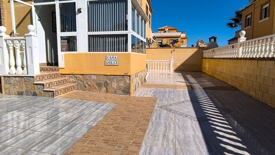 3 Zimmer Doppelhaus zu verkaufen in Ciudad Quesada mit Pool - 225.000 € (Ref: 10184845)