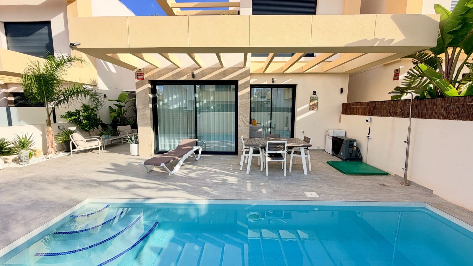 3 slaapkamer Villa te koop in Los Montesinos met zwembad - € 449.000 (Ref: 10186597)