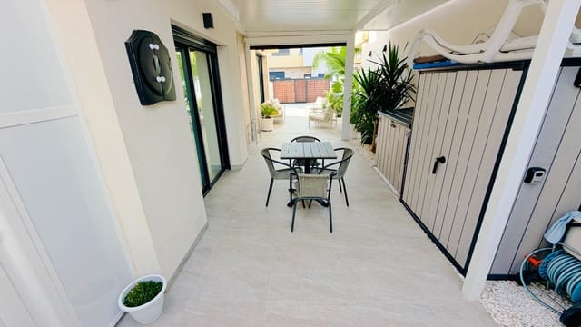 3 slaapkamer Villa te koop in Los Montesinos met zwembad - € 449.000 (Ref: 10186597)