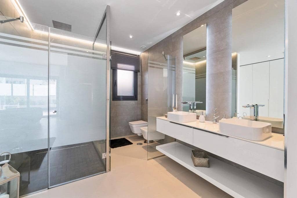 Chalet de 3 habitaciones en Campoamor en venta con piscina - 1.250.000 € (Ref: 6751430)