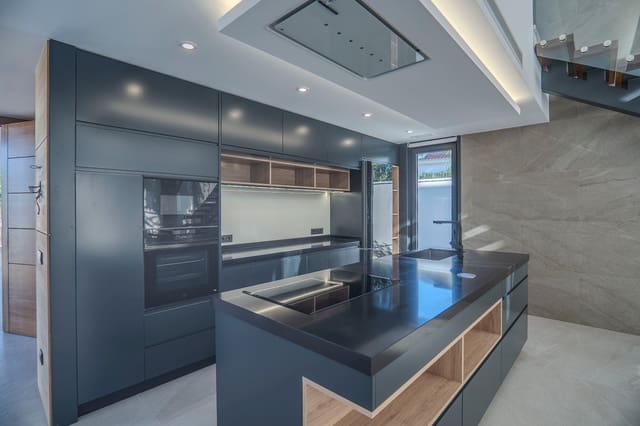 4 chambre Villa/Maison à vendre à Ciudad Quesada, Rojales avec piscine - 1 350 000 € (Ref: 7065706)