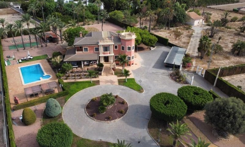 6 soverom Villa til salgs i Elche / Elx med svømmebasseng garasje - € 1 375 000 (Ref: 7553257)