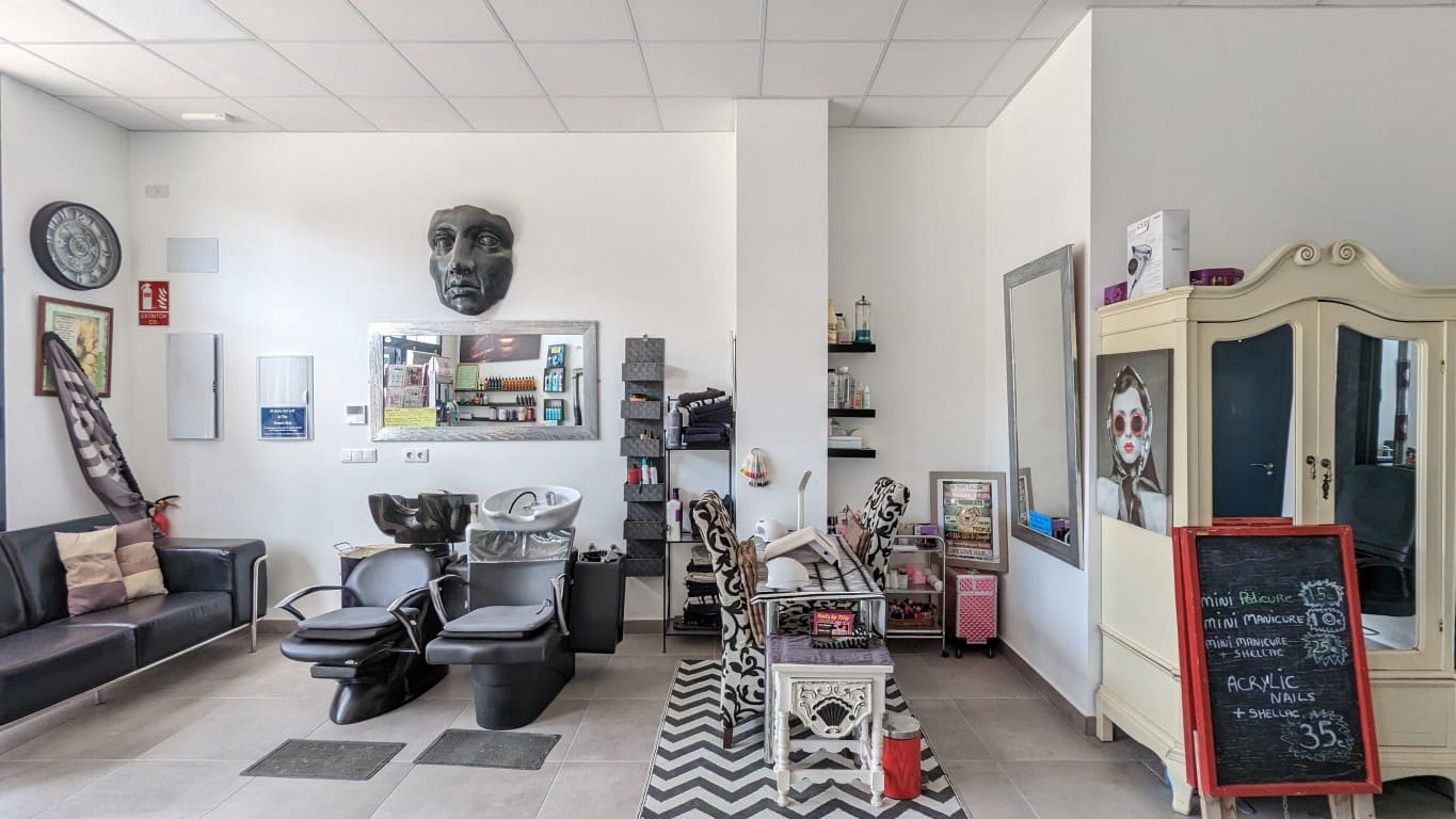 Erhverv til salg i Lo Crispin - € 85.000 (Ref: 7565614)