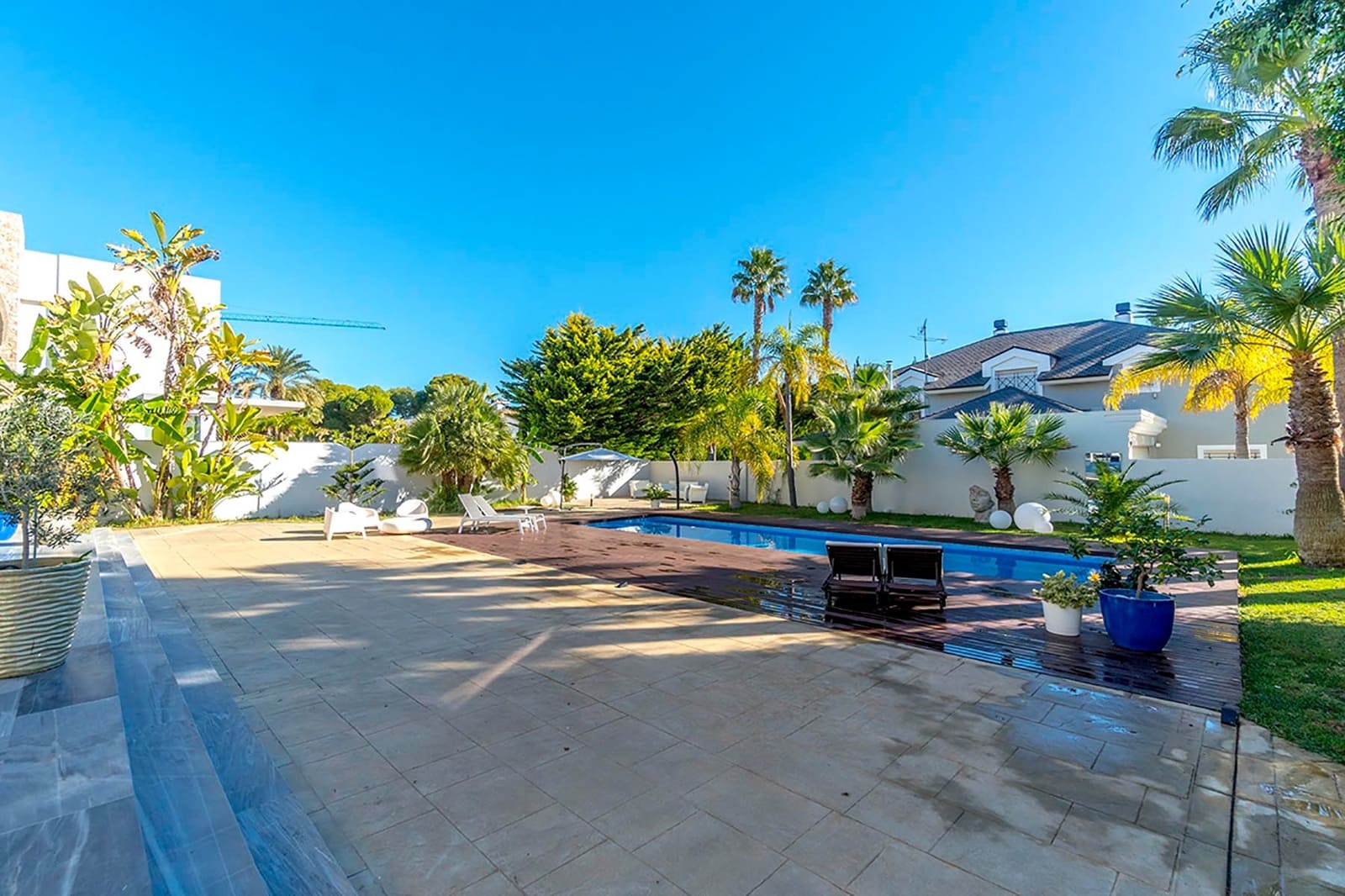 4 soveværelse Villa til salg i Alicante by med swimmingpool - € 999.900 (Ref: 7887739)