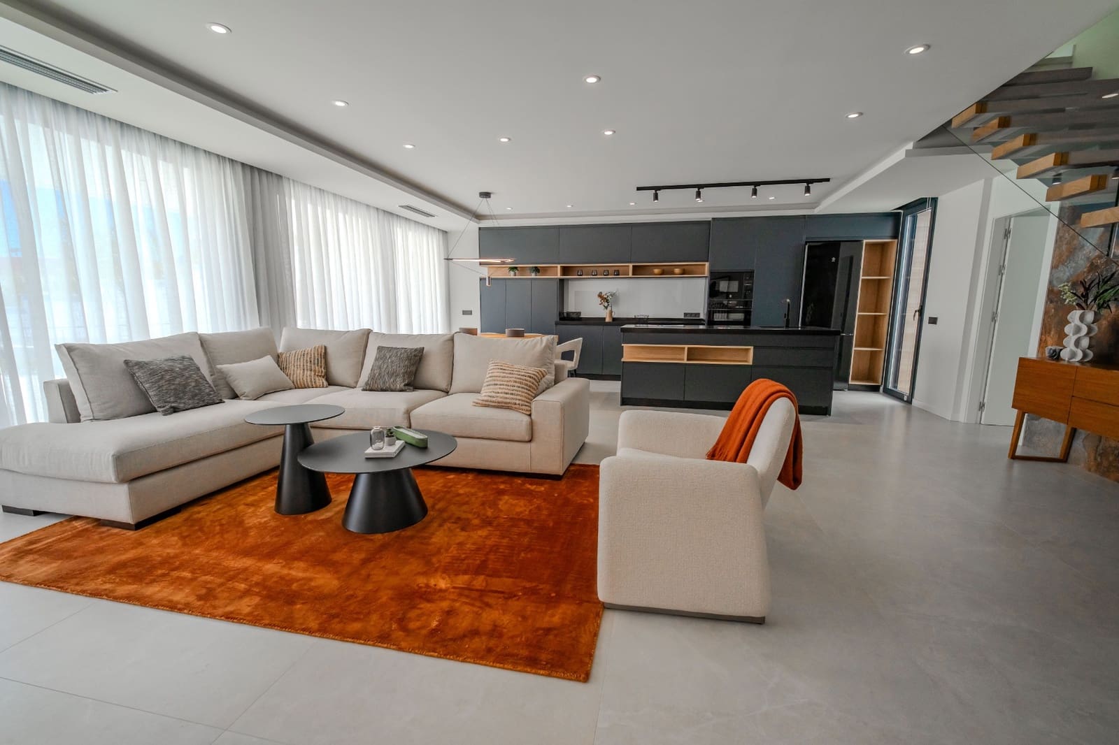 4 slaapkamer Villa te koop in La Marquesa met zwembad - € 1.150.000 (Ref: 8023877)