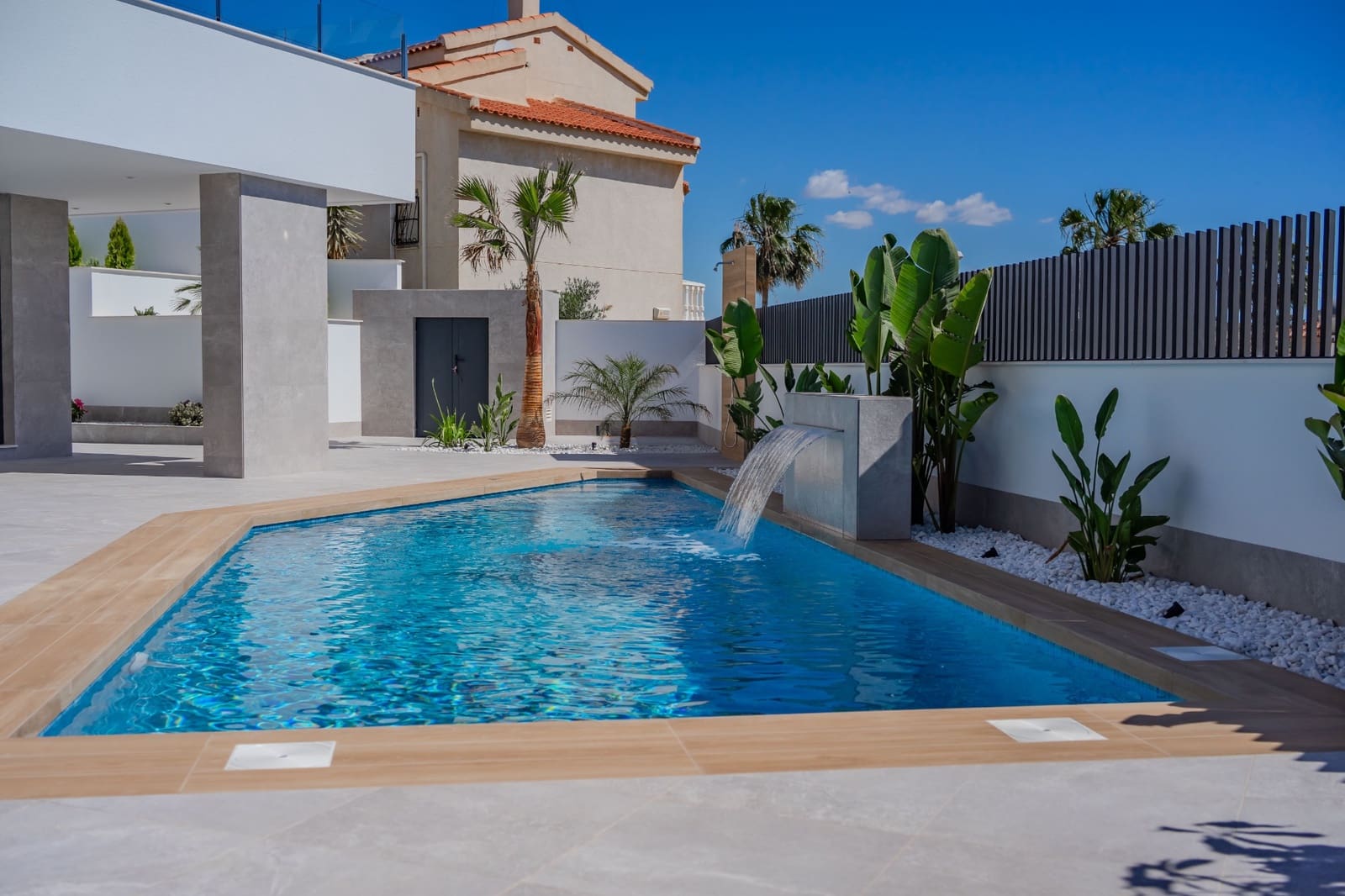 4 slaapkamer Villa te koop in La Marquesa met zwembad - € 1.150.000 (Ref: 8023877)