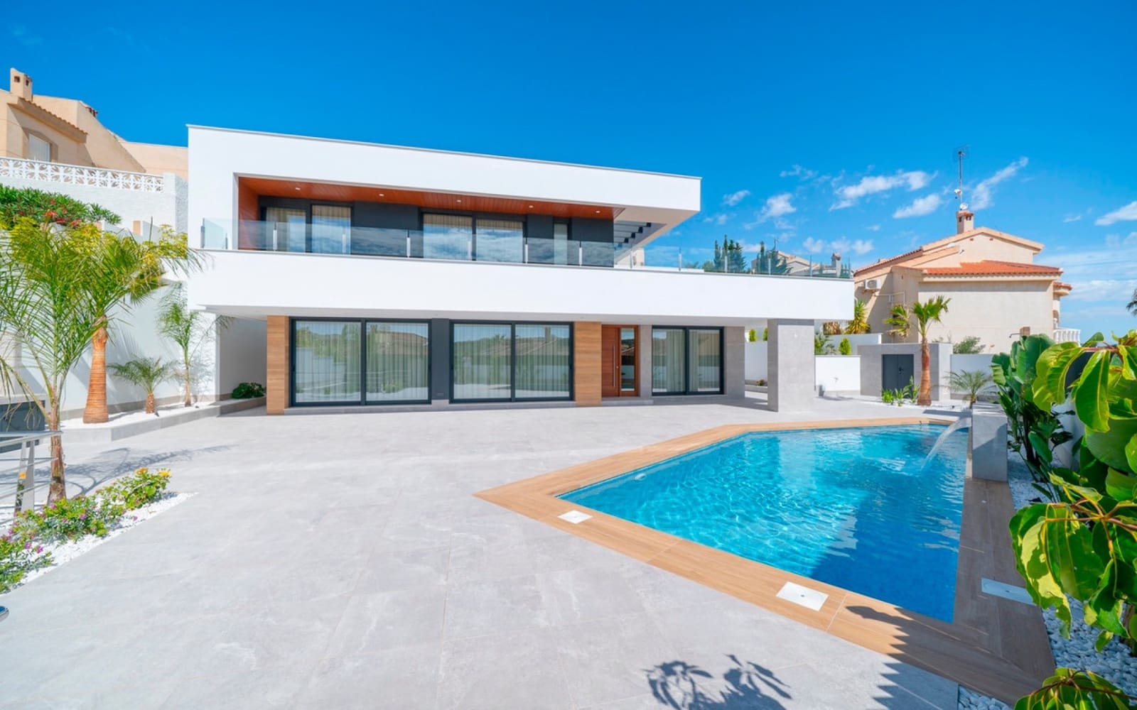 4 bedroom Villa for sale in La Marquesa with pool - € 1,150,000 (Ref: 8023877)