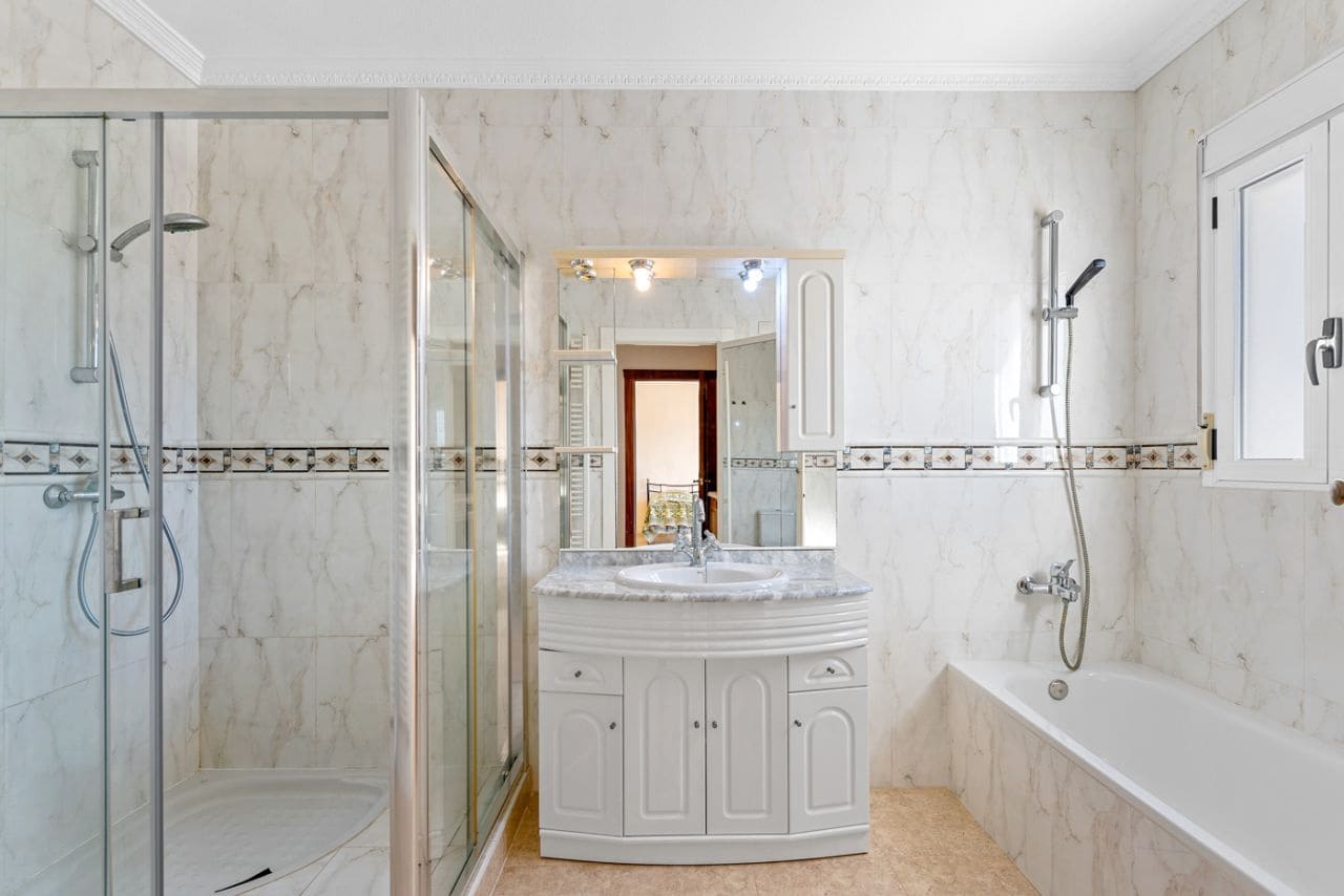 4 camera da letto Villa in vendita in Lomas de la Juliana con piscina garage - 529.000 € (Rif: 8052979)