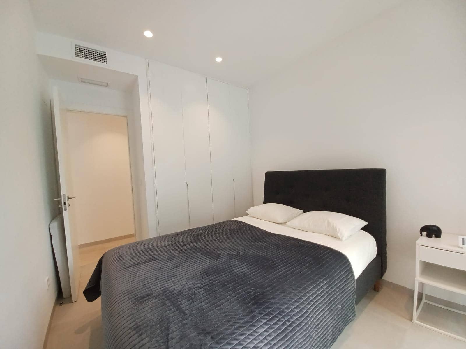 Chalet de 3 habitaciones en Pilar de la Horadada en venta con piscina - 379.000 € (Ref: 8311544)