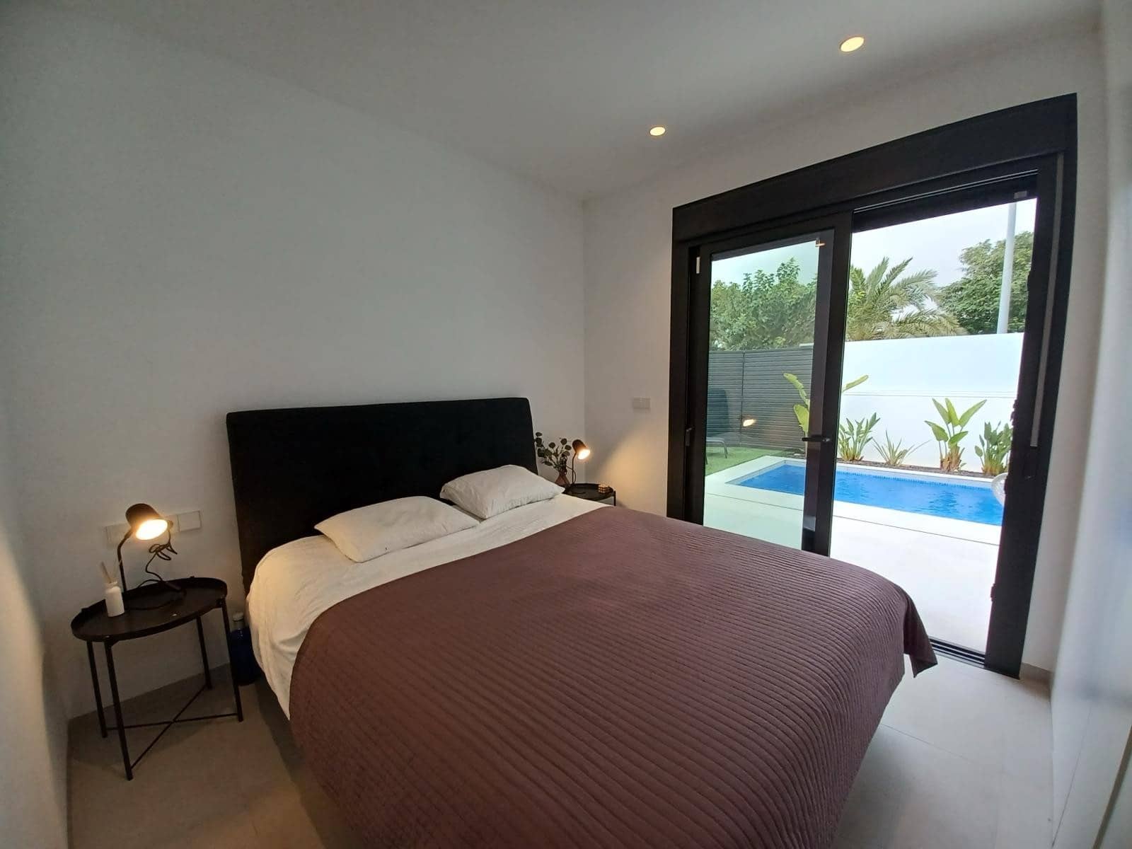 Chalet de 3 habitaciones en Pilar de la Horadada en venta con piscina - 379.000 € (Ref: 8311544)