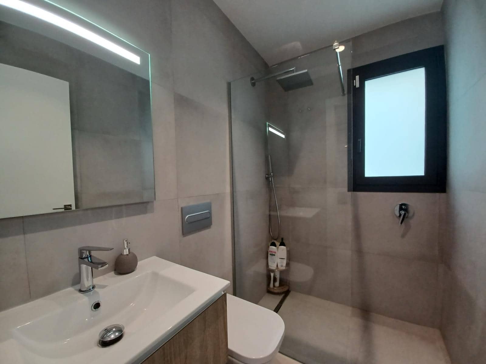 Chalet de 3 habitaciones en Pilar de la Horadada en venta con piscina - 379.000 € (Ref: 8311544)