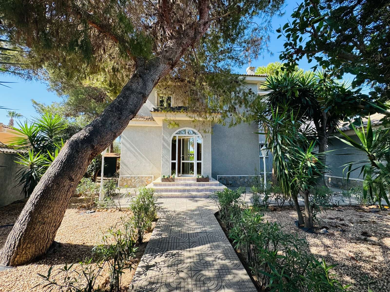 5 sovrum Villa till salu i Dona Pepa med pool - 649 000 € (Ref: 8325119)