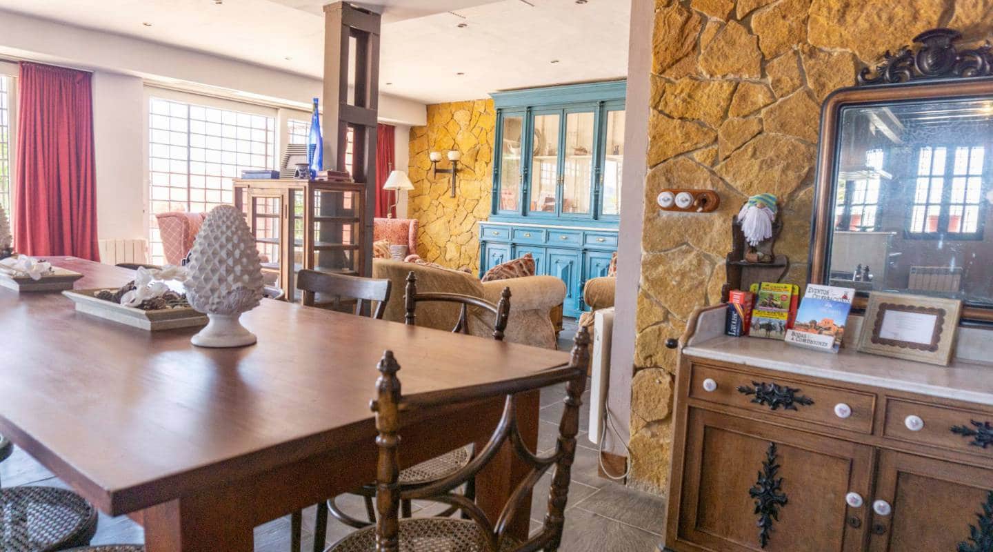 4 soveværelse Villa til salg i San Miguel de Salinas med swimmingpool garage - € 1.745.000 (Ref: 8417469)