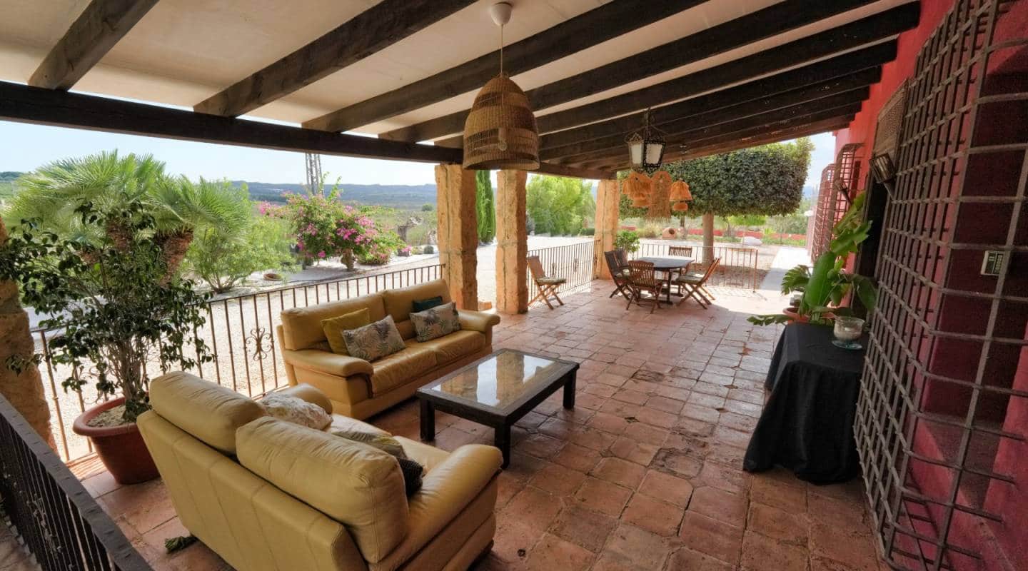 4 bedroom Villa for sale in San Miguel de Salinas with pool garage - € 1,745,000 (Ref: 8417469)