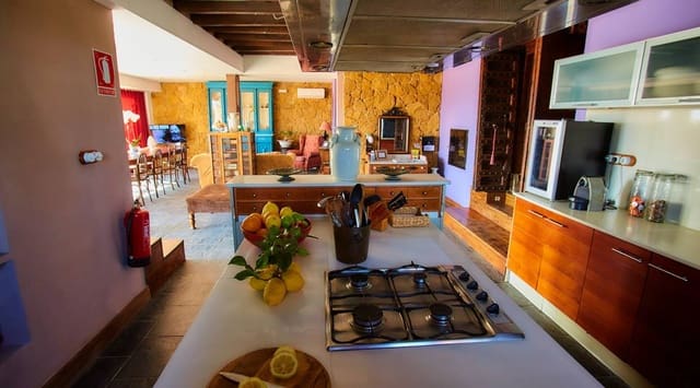 4 bedroom Villa for sale in San Miguel de Salinas with pool garage - € 1,745,000 (Ref: 8417469)