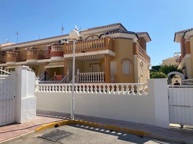 3 bedroom Semi-detached Villa for sale in Doña Pepa, Rojales with pool - € 279,950 (Ref: 8418184)