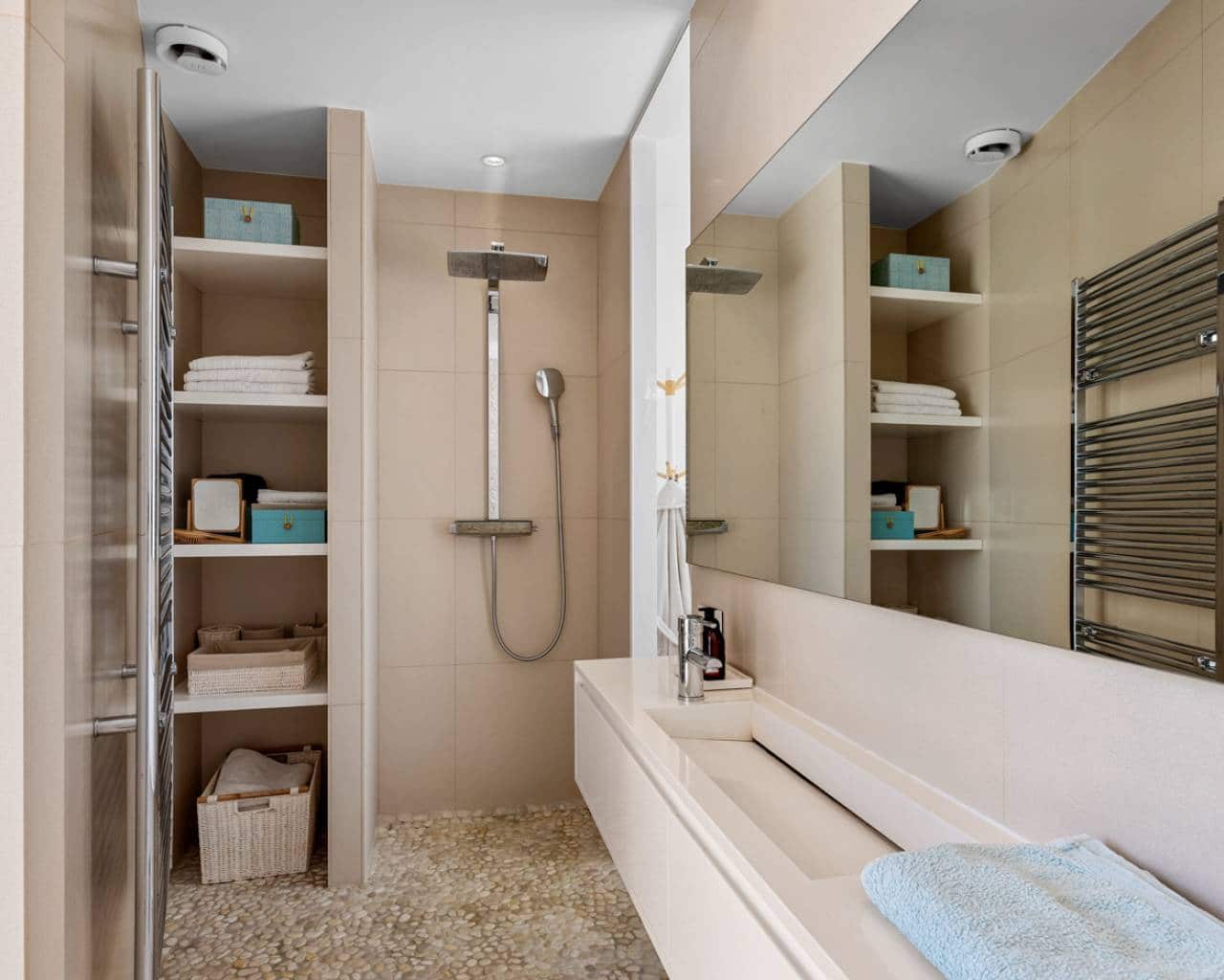 5 chambre Villa/Maison à vendre à Ciudad Quesada avec piscine garage - 1 499 999 € (Ref: 8433173)