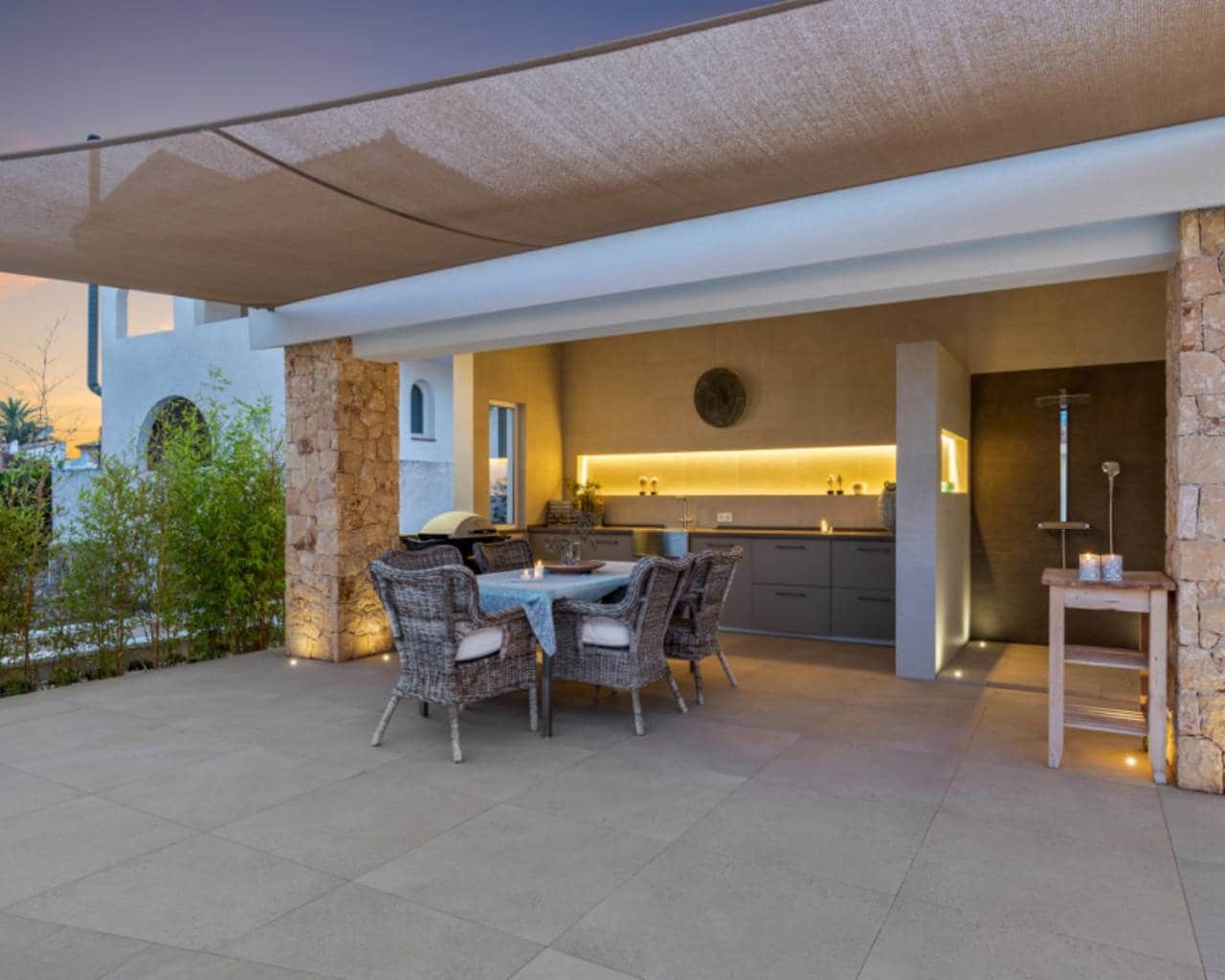 5 chambre Villa/Maison à vendre à Ciudad Quesada avec piscine garage - 1 499 999 € (Ref: 8433173)