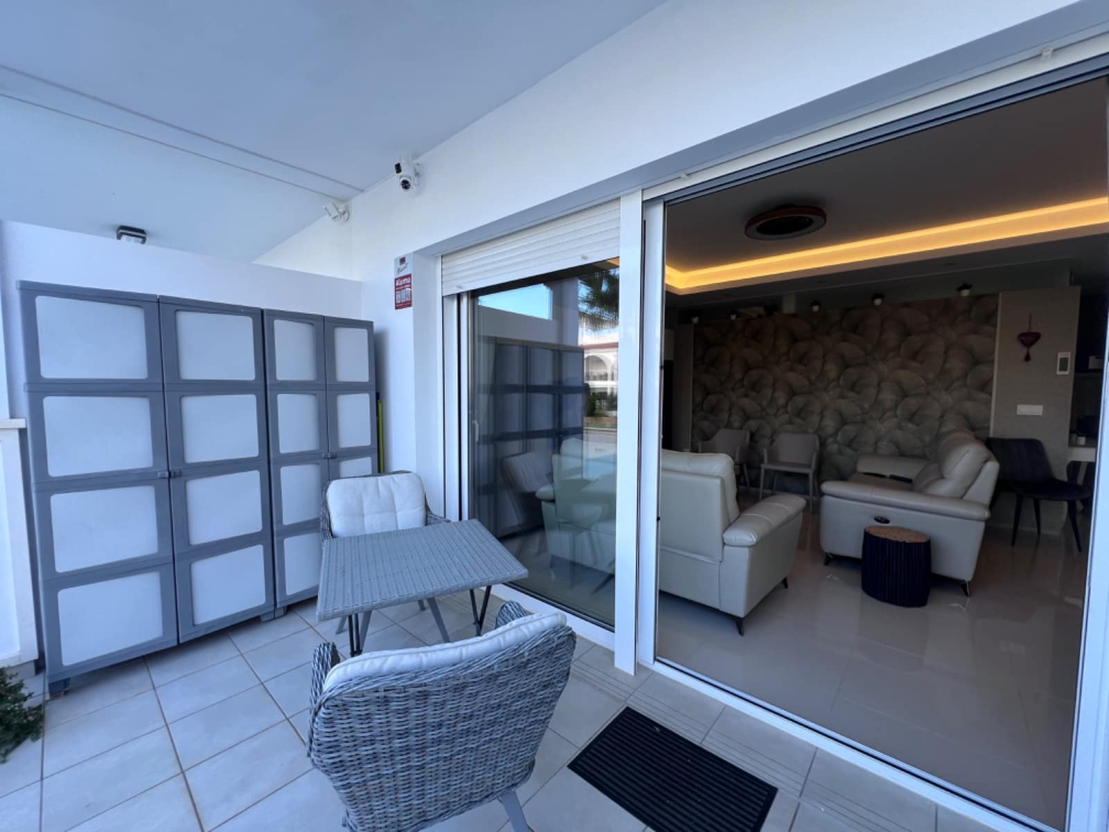 2 bedroom Apartment for sale in Pueblo Bravo with pool - € 325,000 (Ref: 8639877)