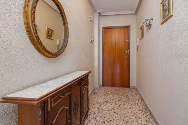 4 soveværelse Lejlighed til salg i San Pedro del Pinatar ciudad, San Pedro del Pinatar med garage - € 149.969 (Ref: 8656322)