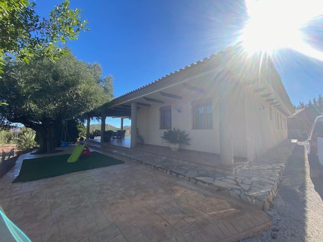 4 bedroom Finca/Country House for sale in El Esparragal with pool - € 545,000 (Ref: 8685450)