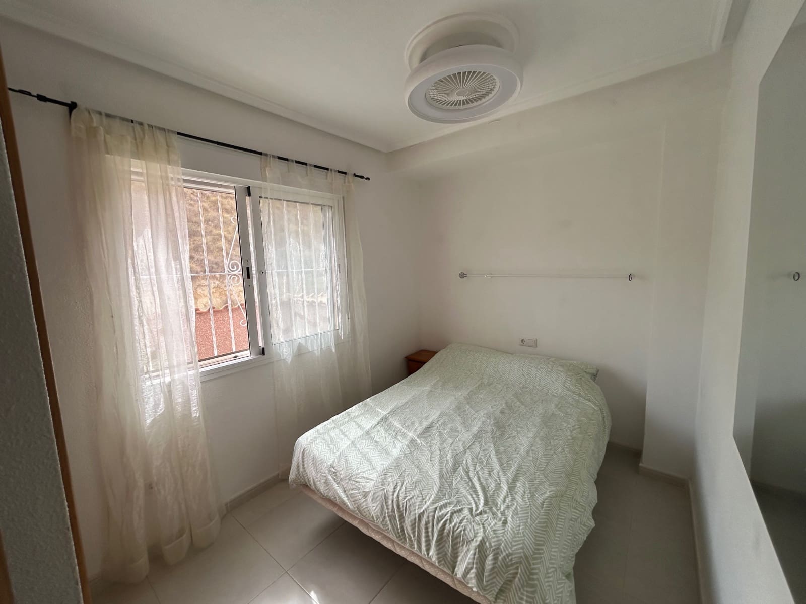 Pareado de 3 habitaciones en La Marquesa en venta con piscina - 239.950 € (Ref: 8736480)