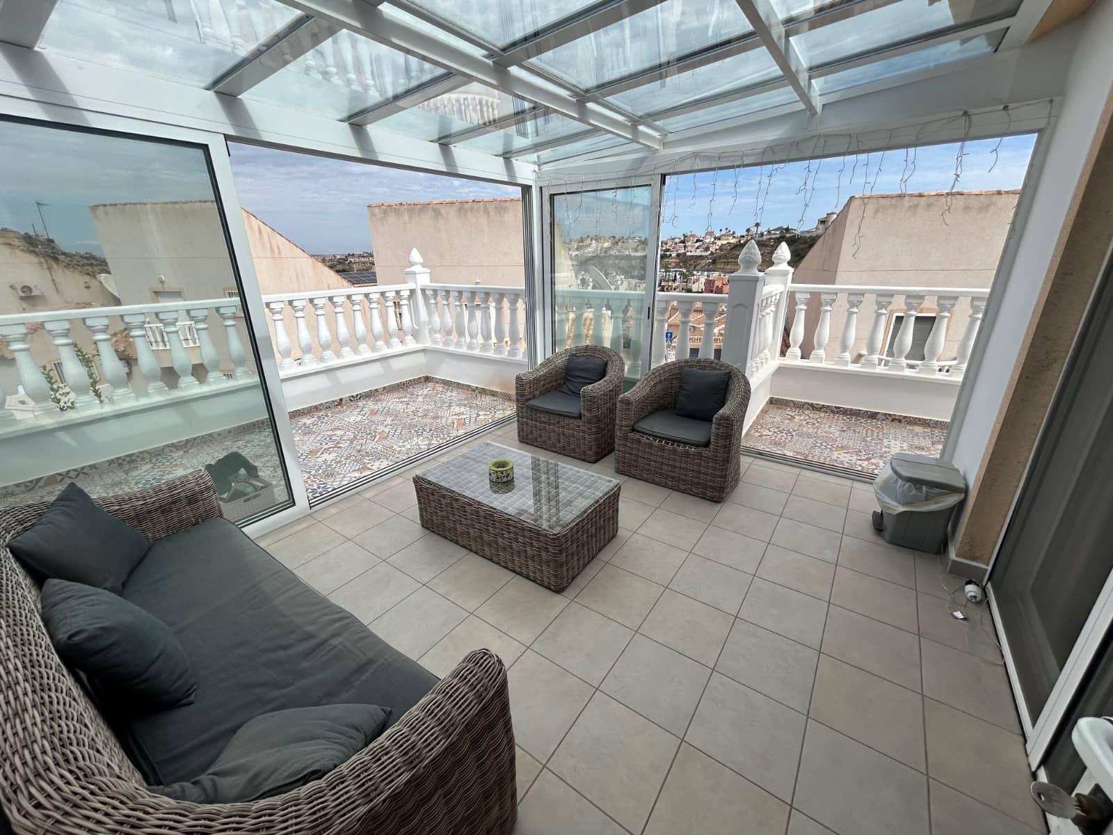 Pareado de 3 habitaciones en La Marquesa en venta con piscina - 239.950 € (Ref: 8736480)
