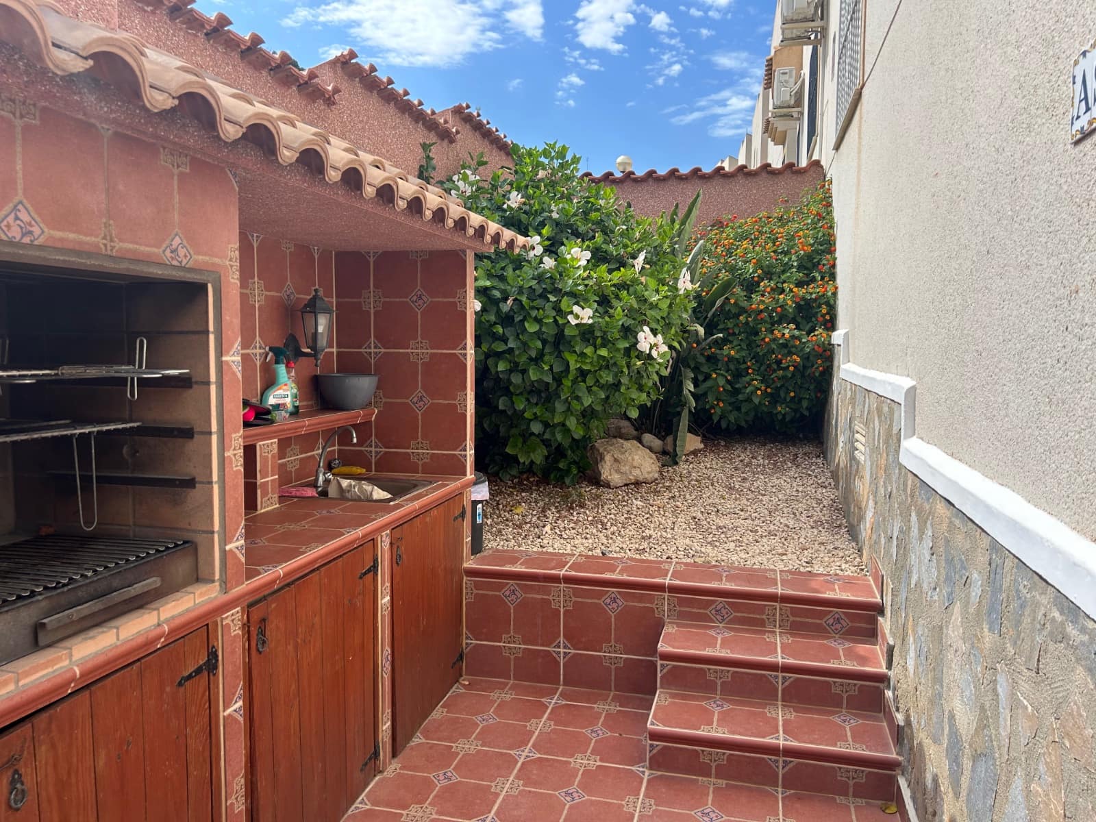 Pareado de 3 habitaciones en La Marquesa en venta con piscina - 239.950 € (Ref: 8736480)