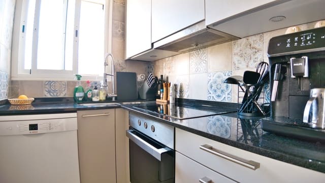 3 slaapkamer Halfvrijstaande villa te koop in La Marquesa, Rojales met zwembad - € 225.000 (Ref: 8736480)