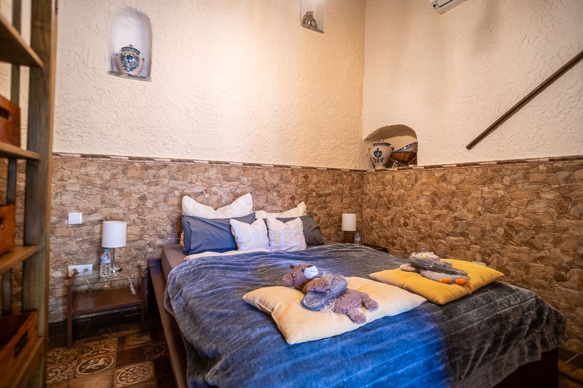 6 soveværelse Finca/Landehus til salg i Hondon de las Nieves med swimmingpool - € 850.000 (Ref: 8765141)