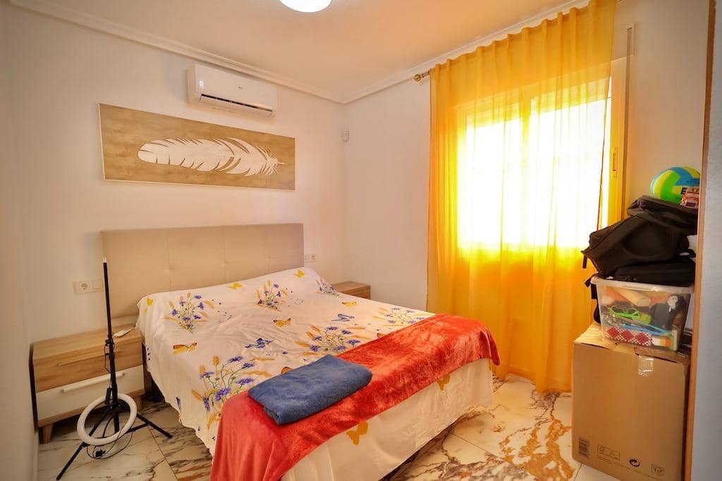 4 bedroom Villa for sale in San Miguel de Salinas with pool garage - € 320,000 (Ref: 8798438)