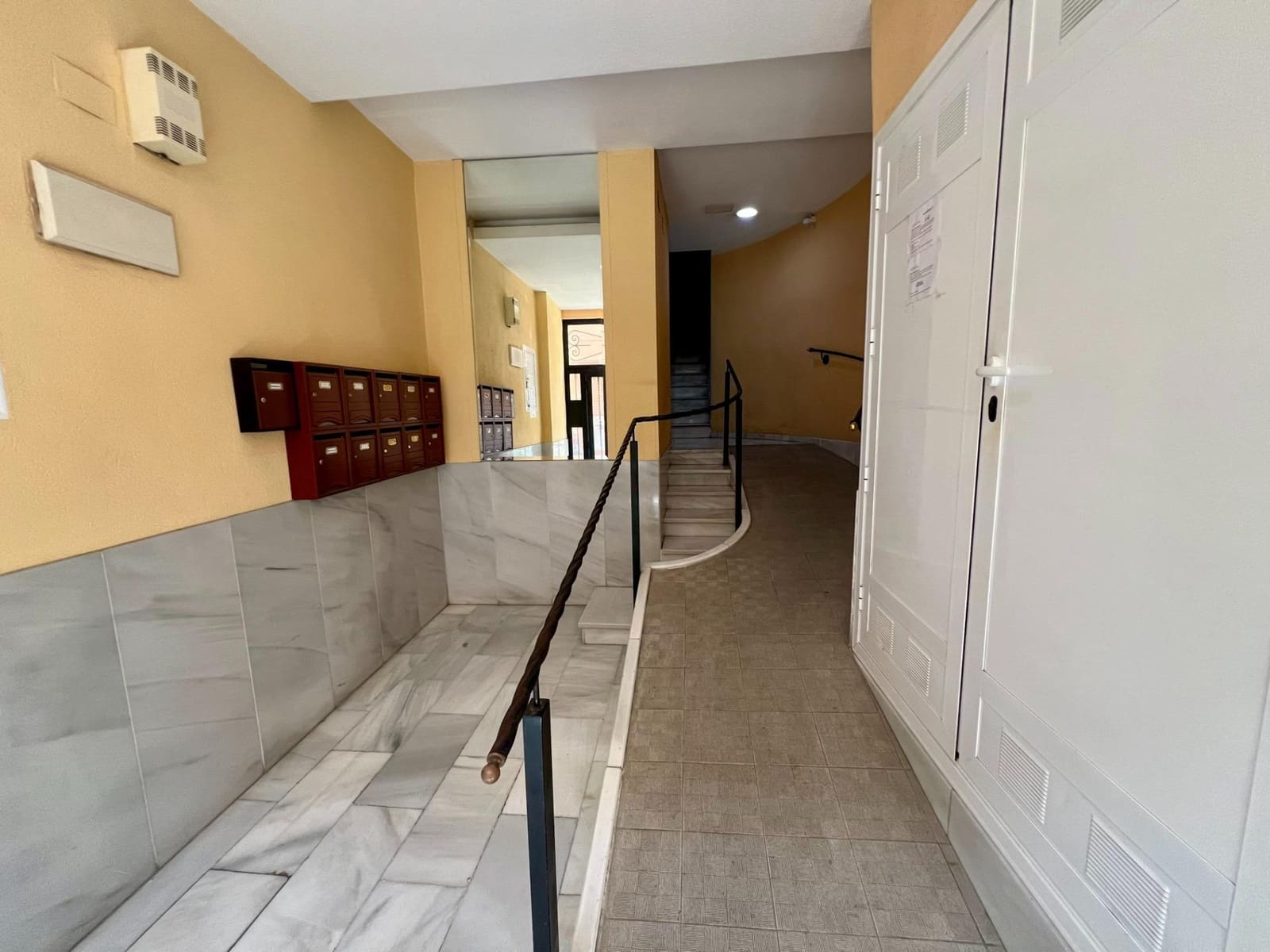 Erhverv til salg i Orihuela - € 160.000 (Ref: 8799702)