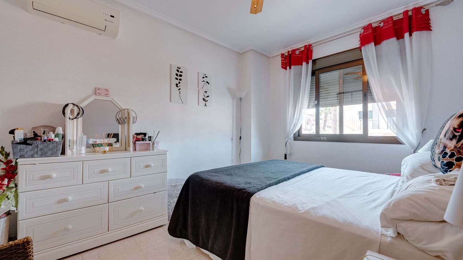 3 quarto Apartamento para venda em Dona Pepa com piscina garagem - 219 950 € (Ref: 8810734)
