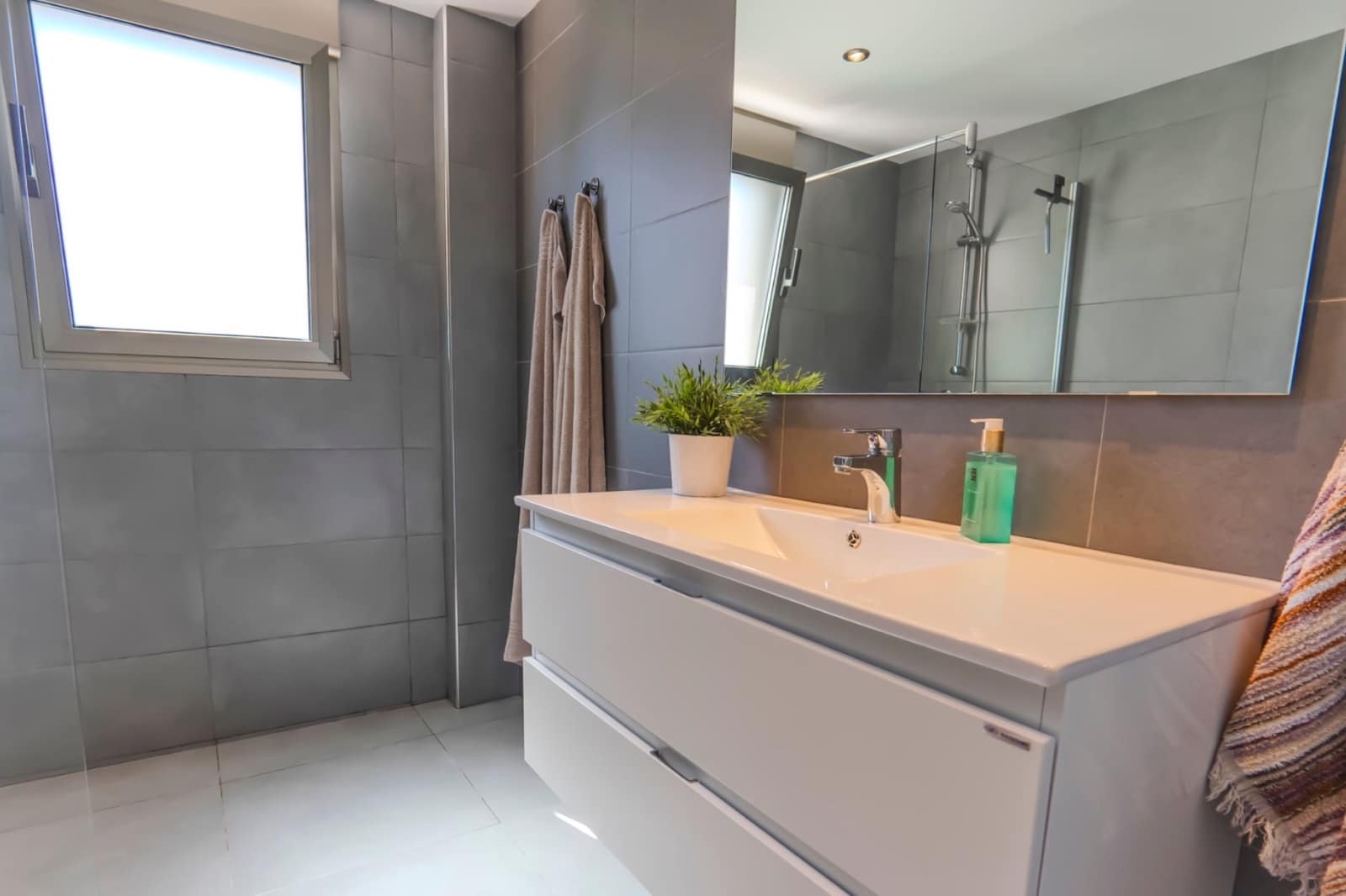 4 soveværelse Villa til salg i La Marquesa med swimmingpool - € 899.000 (Ref: 8845899)