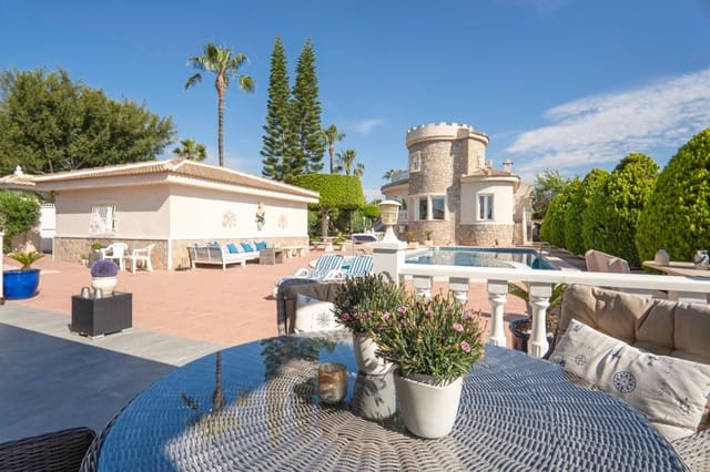 Chalet de 5 habitaciones en Ciudad Quesada, Rojales en venta con piscina - 845.000 € (Ref: 8845903)