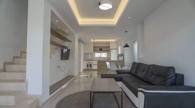 2 soveværelse Semi-Rækkehus til salg i Ciudad Quesada, Rojales med swimmingpool garage - € 315.000 (Ref: 8868547)