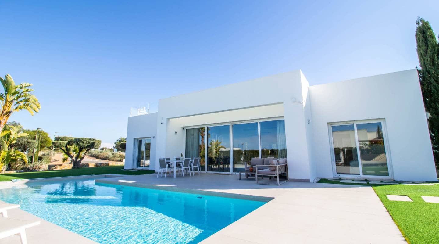3 bedroom Villa for sale in Las Colinas Golf with pool - € 1,050,000 (Ref: 8868548)