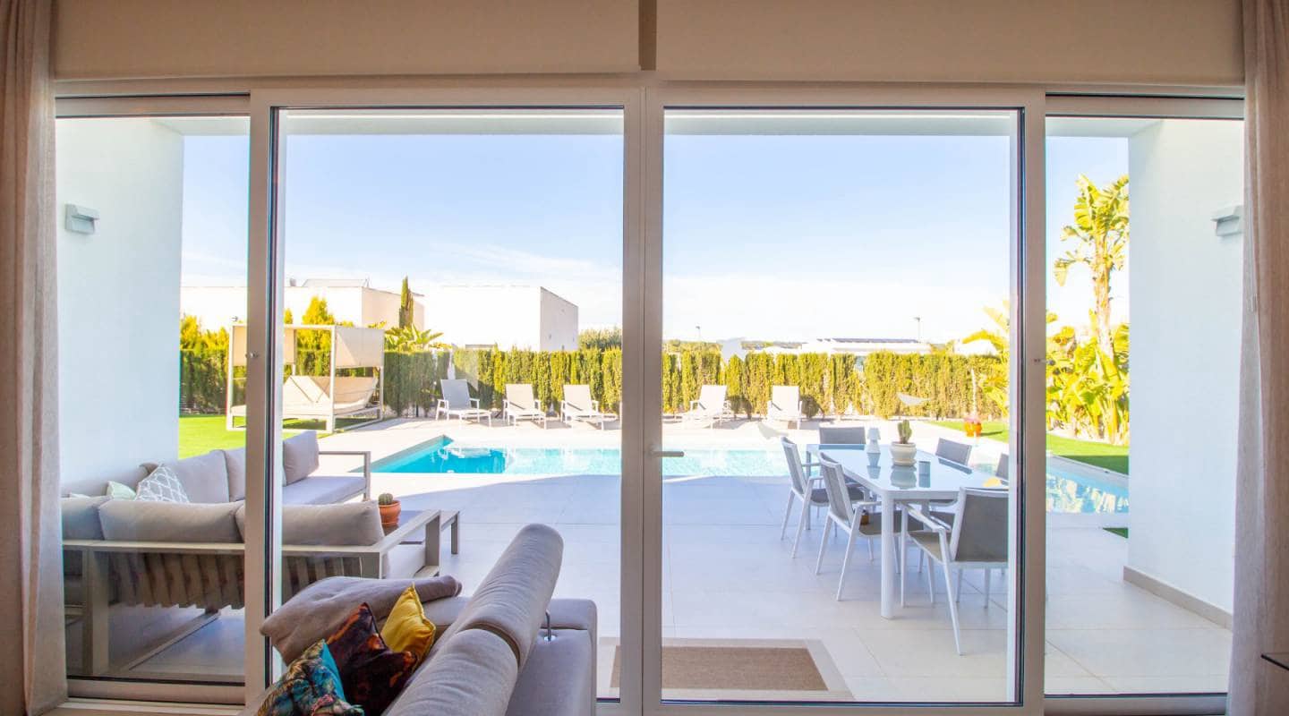 3 bedroom Villa for sale in Las Colinas Golf with pool - € 1,050,000 (Ref: 8868548)