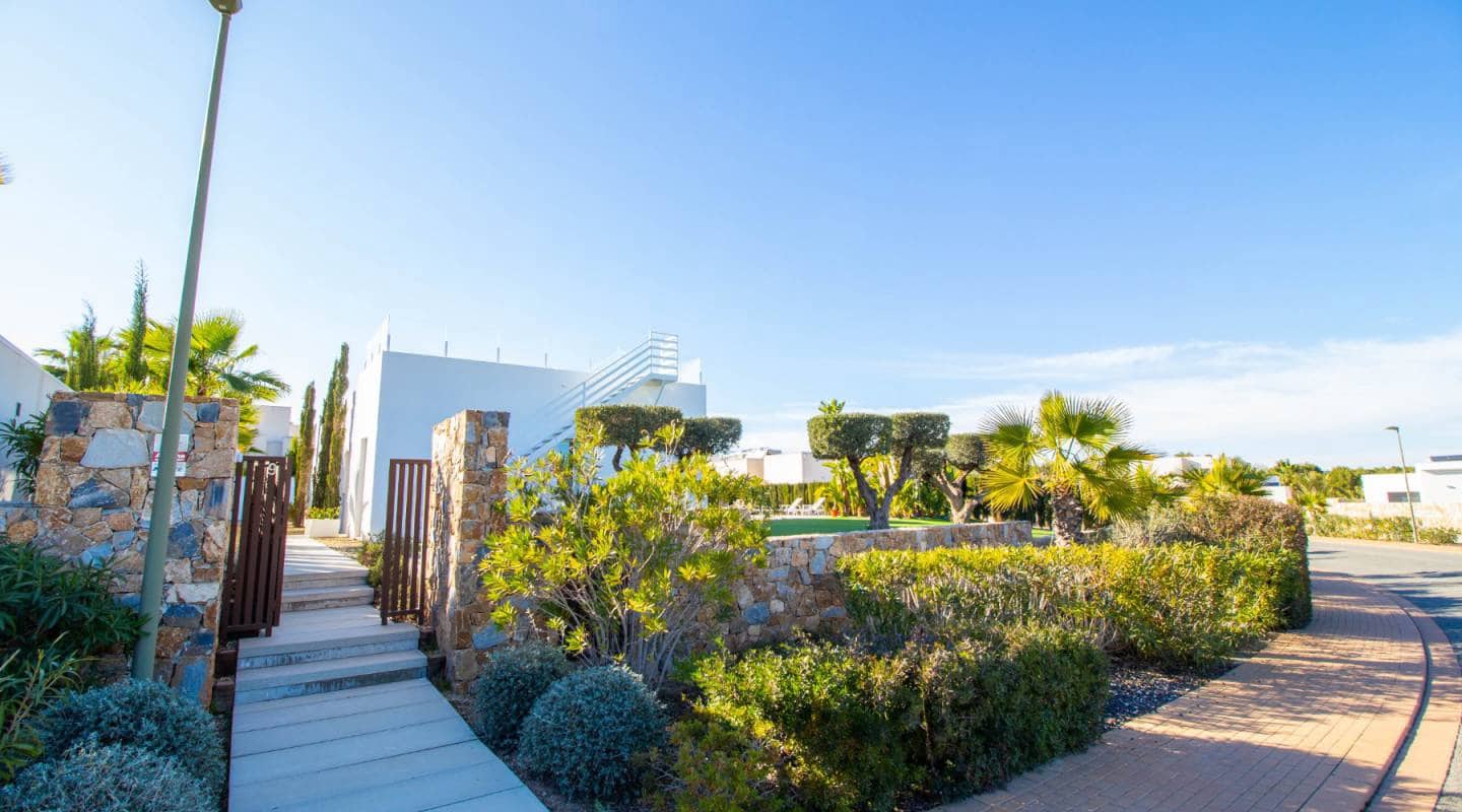 3 bedroom Villa for sale in Las Colinas Golf with pool - € 1,050,000 (Ref: 8868548)