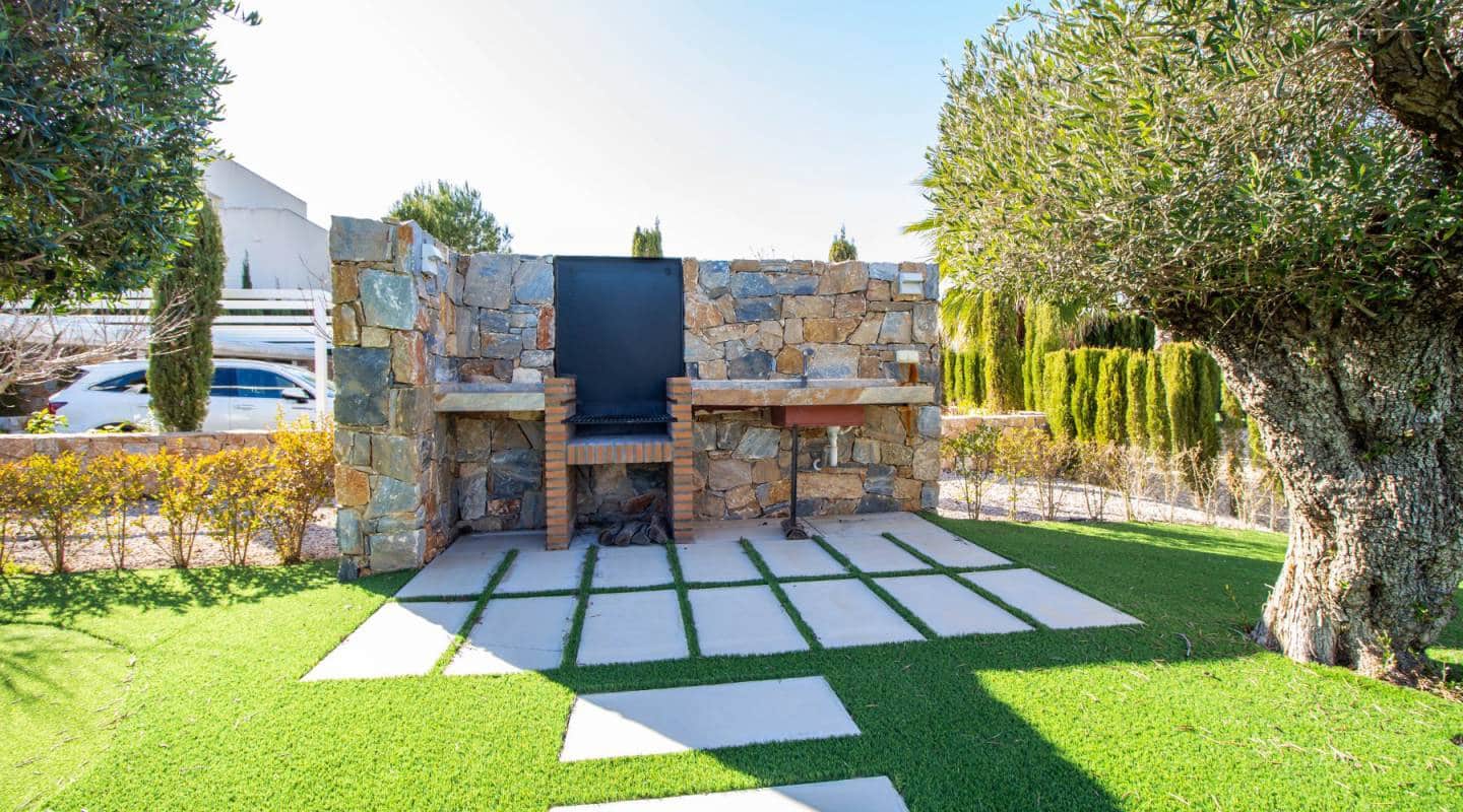 3 bedroom Villa for sale in Las Colinas Golf with pool - € 1,050,000 (Ref: 8868548)