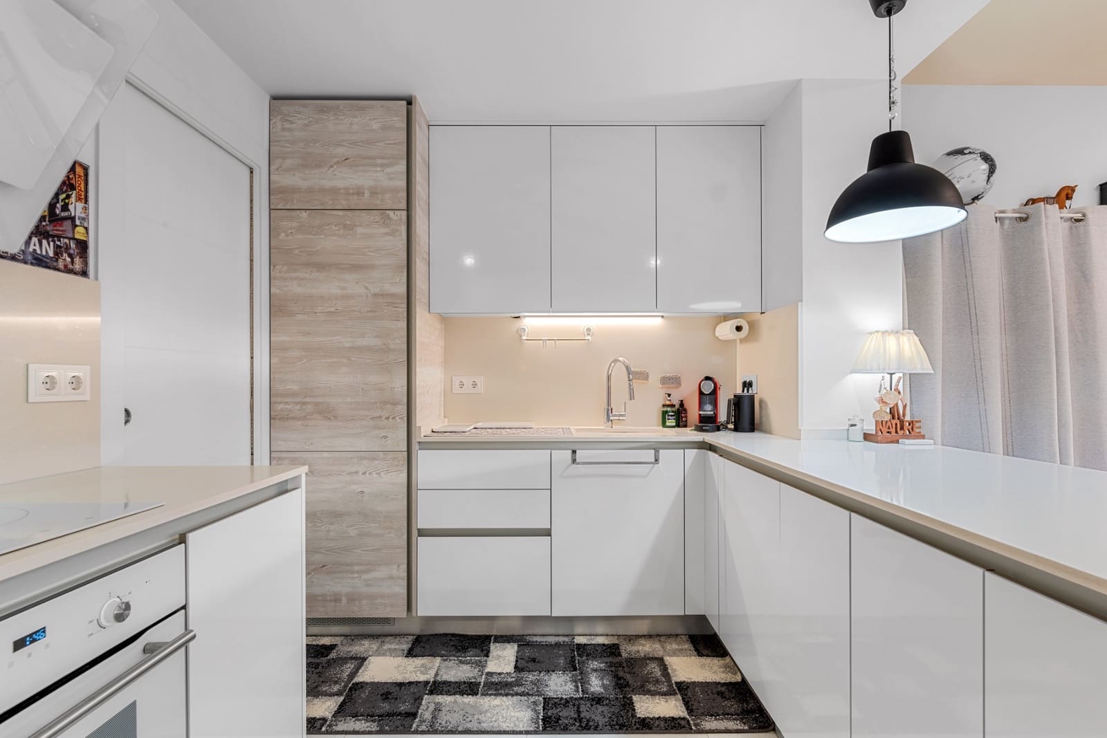 3 bedroom Villa for sale in Villamartin with pool - € 435,000 (Ref: 8930573)