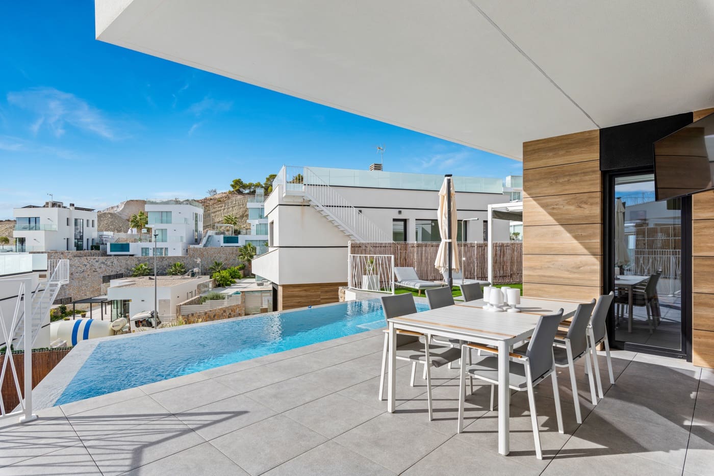 3 Zimmer Villa zu verkaufen in Finestrat mit Pool - 695.000 € (Ref: 8930574)