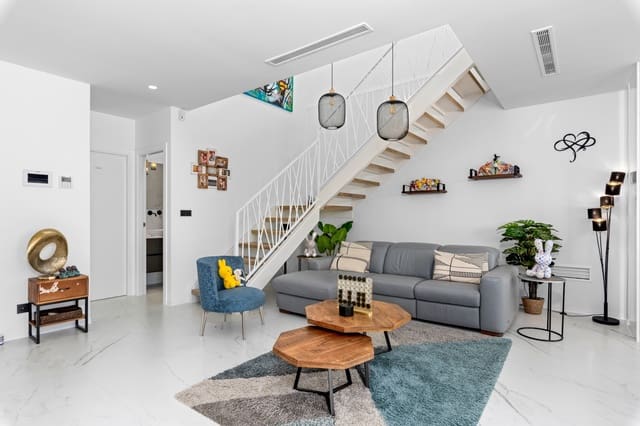 3 Zimmer Villa zu verkaufen in Finestrat mit Pool - 695.000 € (Ref: 8930574)