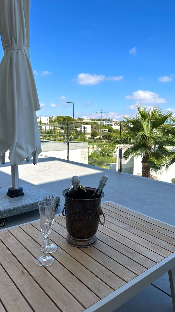 6 camera da letto Villa in vendita in Las Colinas Golf con piscina garage - 2.350.000 € (Rif: 8930581)